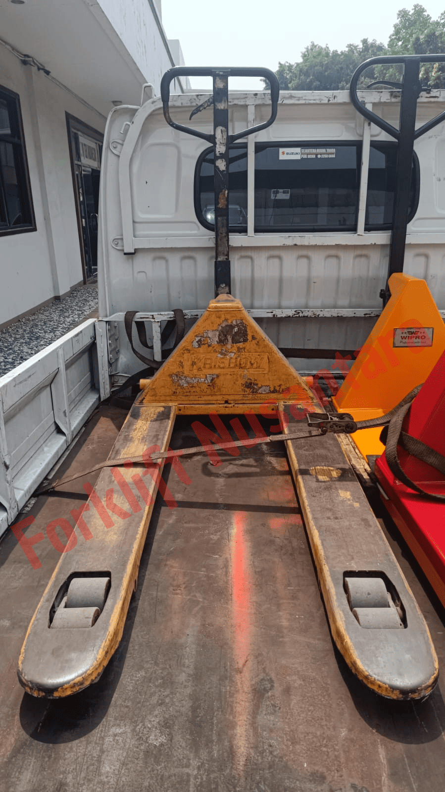 Penjemputan Hand Lift - Forklift Nusantara